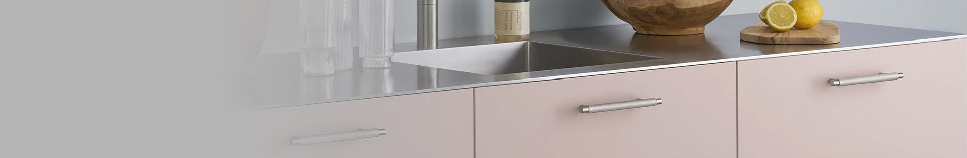 Asas y tiradores para mueble