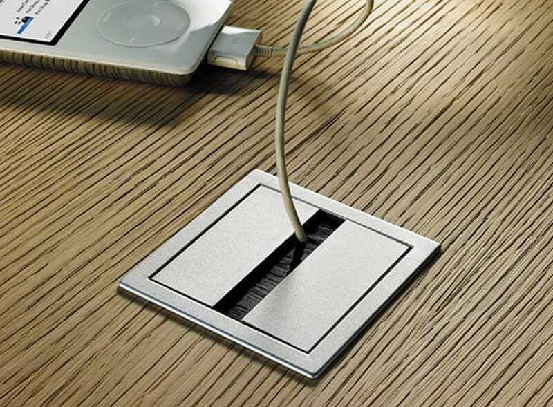 Embellecedor tapa-cables plata 2000Z78 Pamar FE9950PL80 3