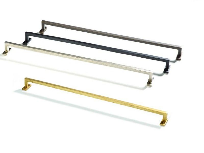 Placa con tornillos J-0450 para tirador ESSENCE 2
