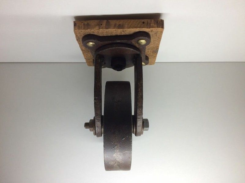 Rueda hierro base giratoria VR8001HI15 3